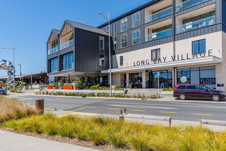 16 Headsail Drive Long Bay_24