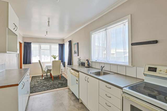 110 Morris Spence Avenue Onekawa_1