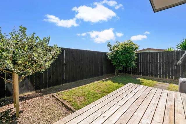 4/36 Kaipatiki Road Glenfield_1