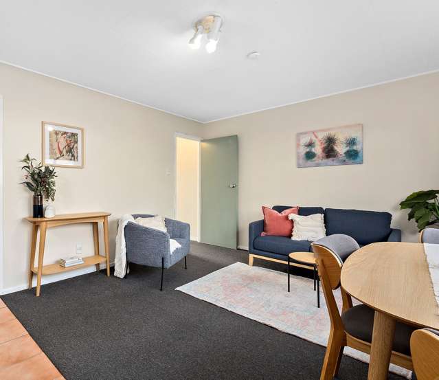 1/52 Russell Terrace Berhampore_2