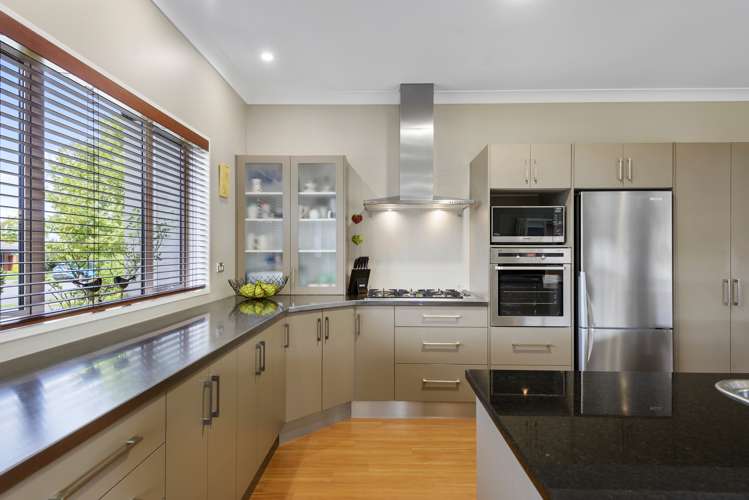 281 Southfield Drive Lincoln_5