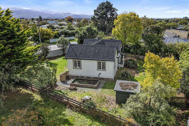 463A High Street South Carterton_19