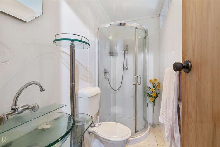 660 Ridge Road Riverhead_8