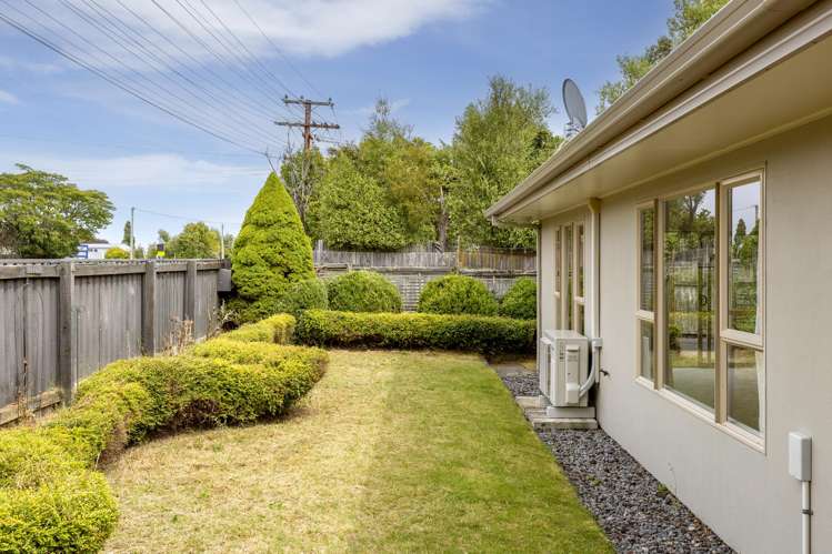 2/156 Spa Road Taupo_16