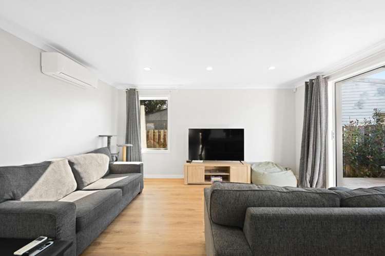 52A Tuhikaramea Road_5
