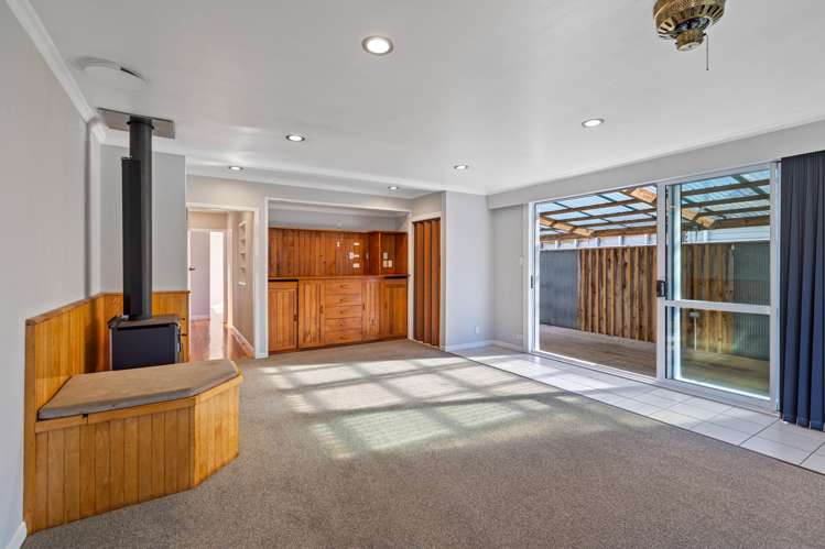 53 Blake Street Waitara_21