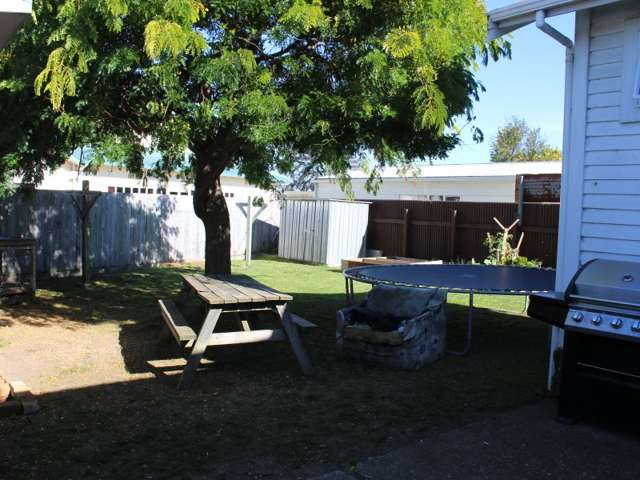 1 Livingstone Street Dannevirke_2