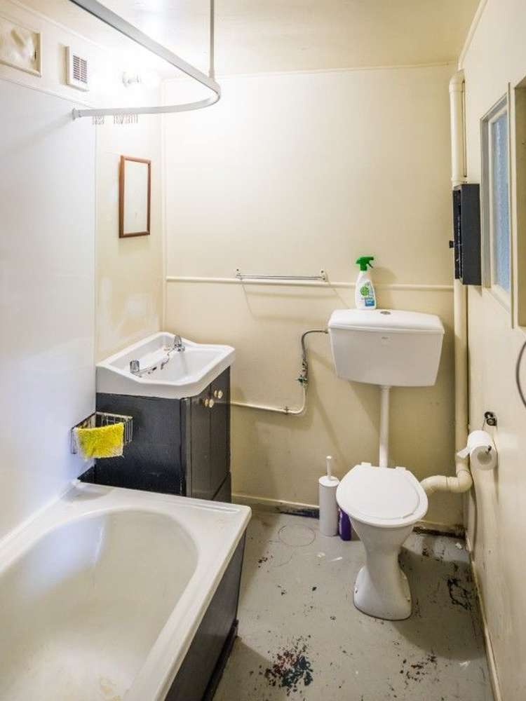 3 Seaview Road Paremata_15