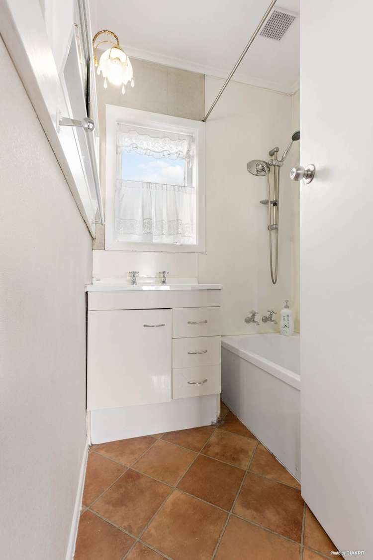 8 Laureston Avenue Papatoetoe_9