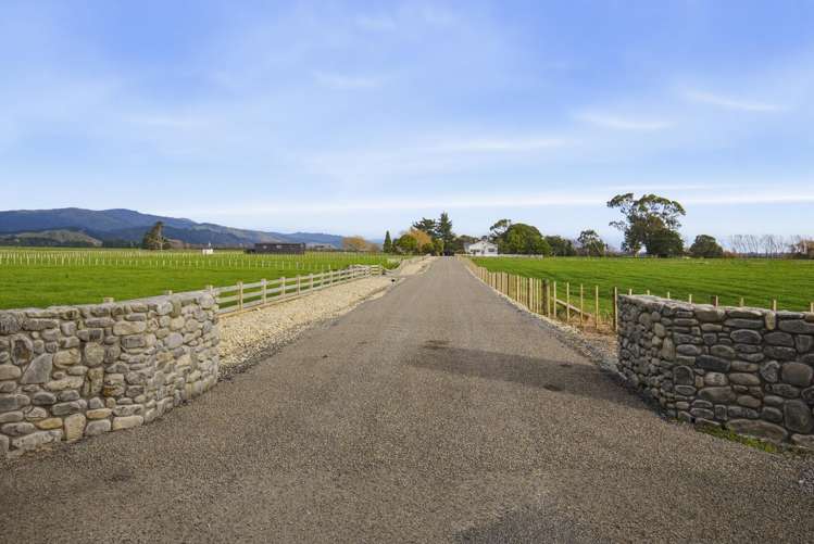 223 Kuku Beach Road and James Farm Lane Levin_22