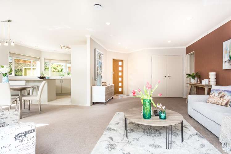 32a Forest Glen Orewa_8