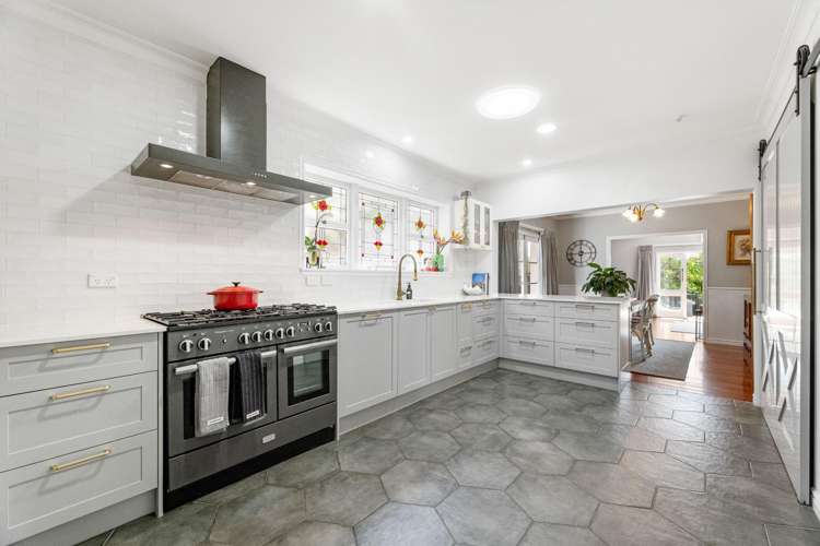 32 Matua Road Matua_2