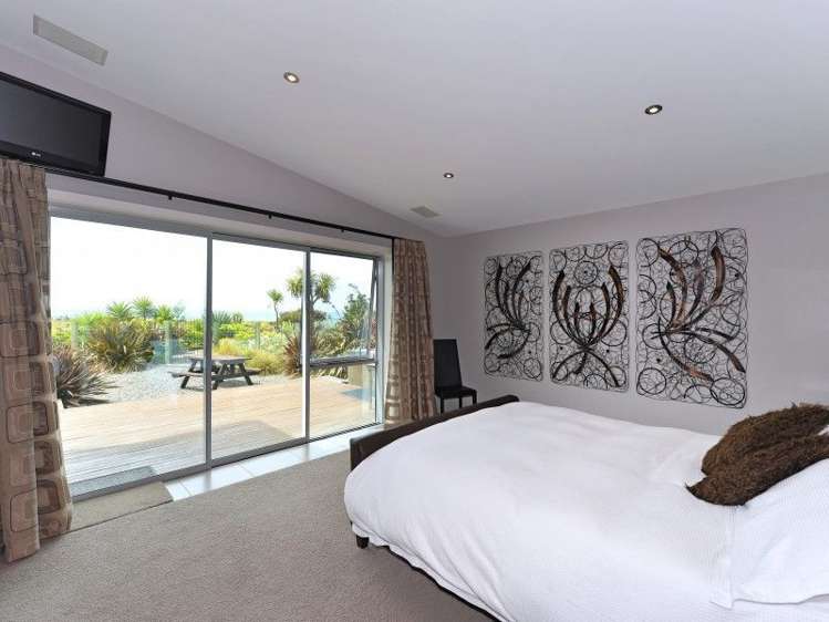 214 Rarangi Beach Road Rarangi_15