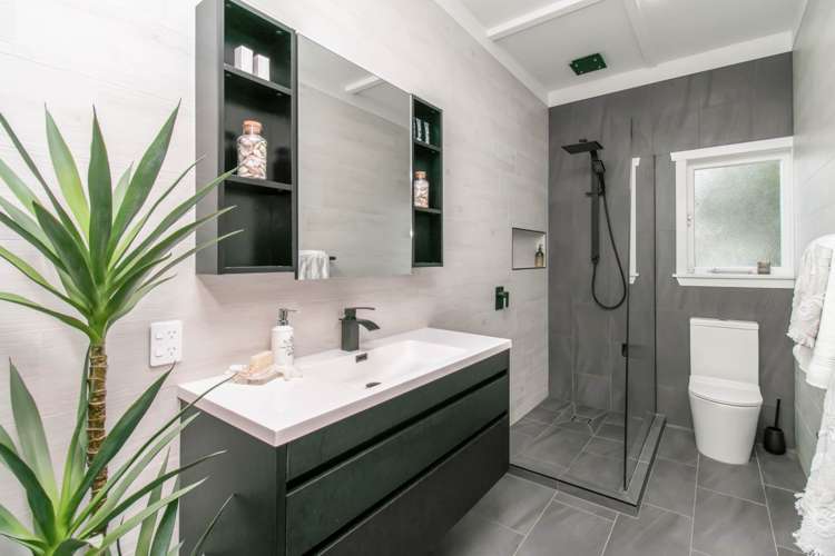 1/12 James Road Manurewa_11