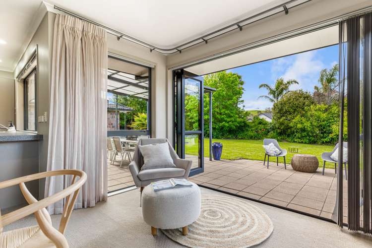 10 Grassfield Place Waimauku_17