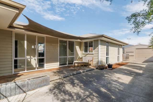 248 Breezes Road Aranui_1