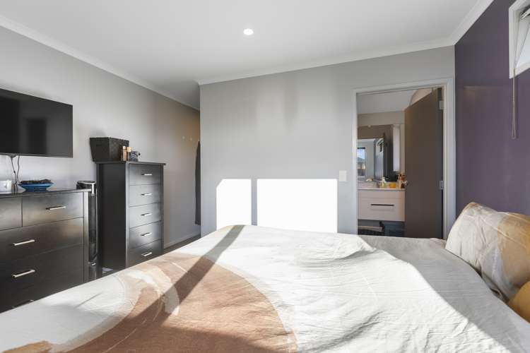 9 Dreaver Drive Waitara_12