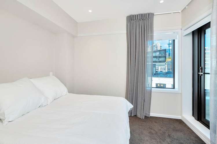 701/41 Beach Road Auckland Central_10