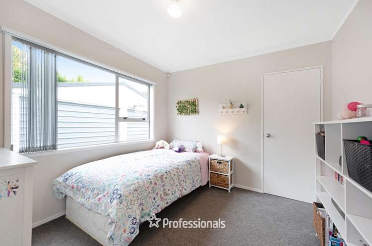 7 Delaware Grove Totara Park_12