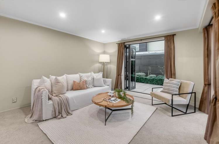 64B Holly Road St Albans_12