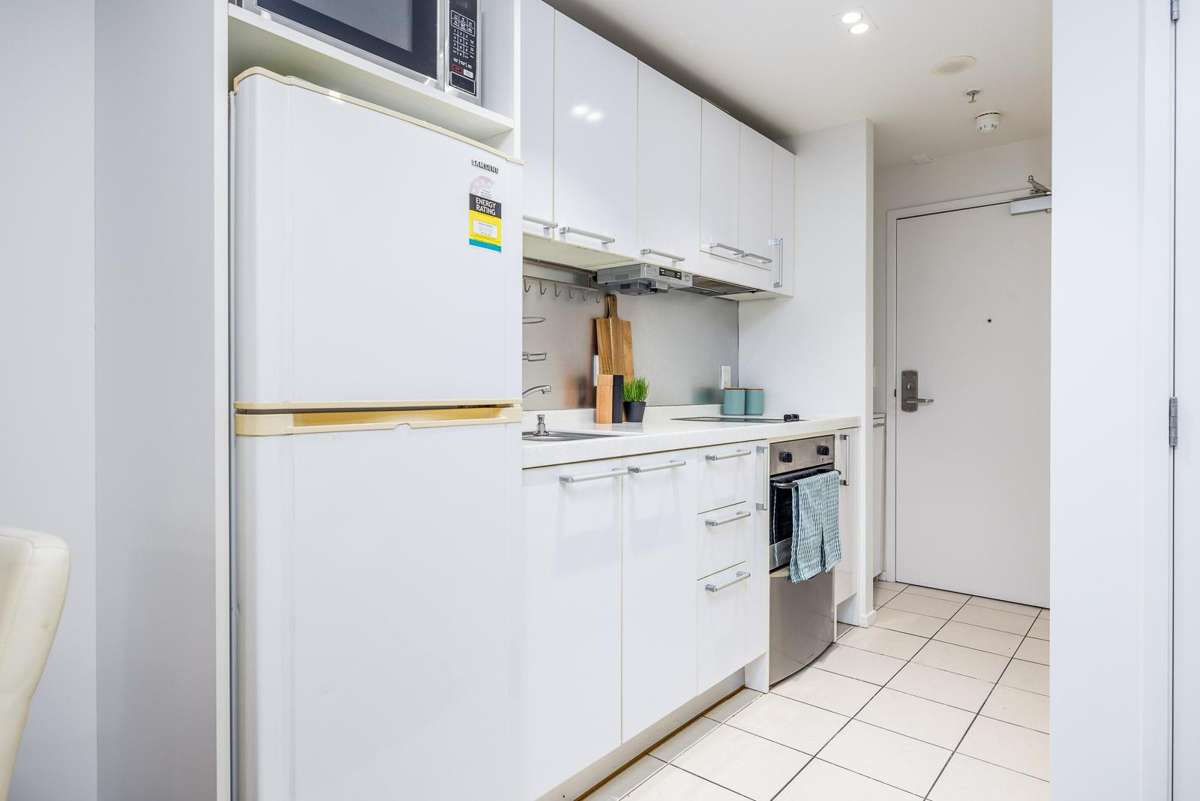 1107/152 Hobson Street_3