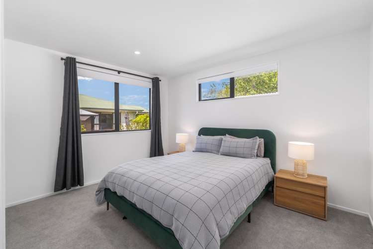 6 Youngston Lane Woolston_14