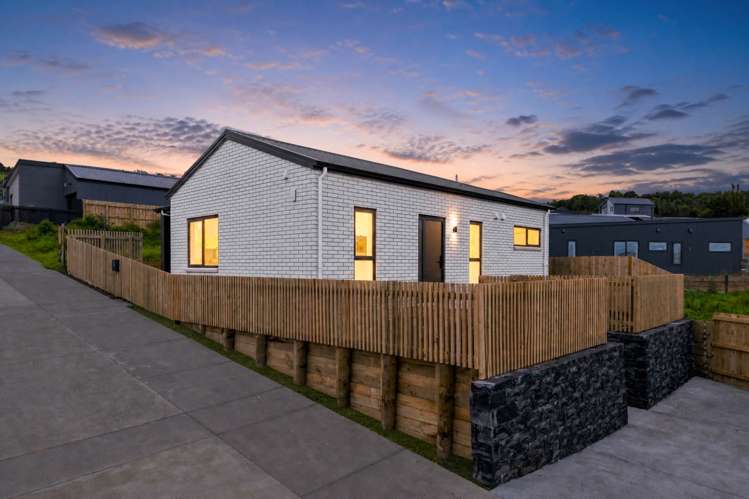 7 Harakeke Lane Orewa_26