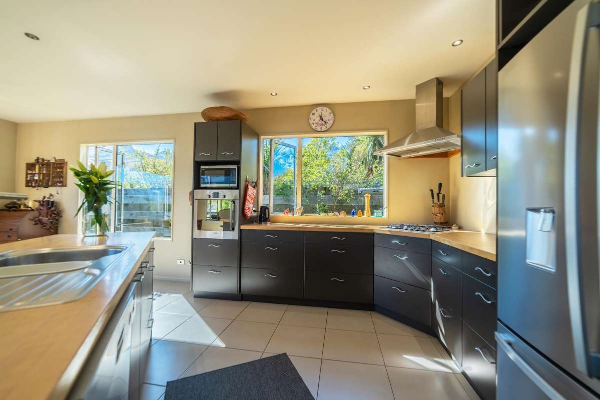 19 Invincible Drive_1