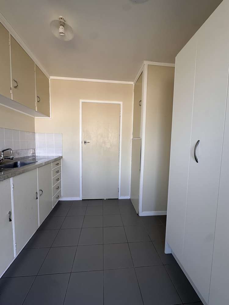 3 15b Clarke road Royal Oak_5