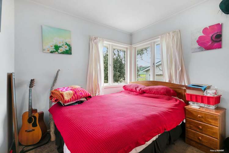 83 Kervil Avenue Te Atatu Peninsula_5