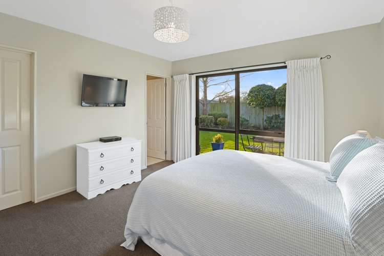 30 Coolspring Way Redwood_11