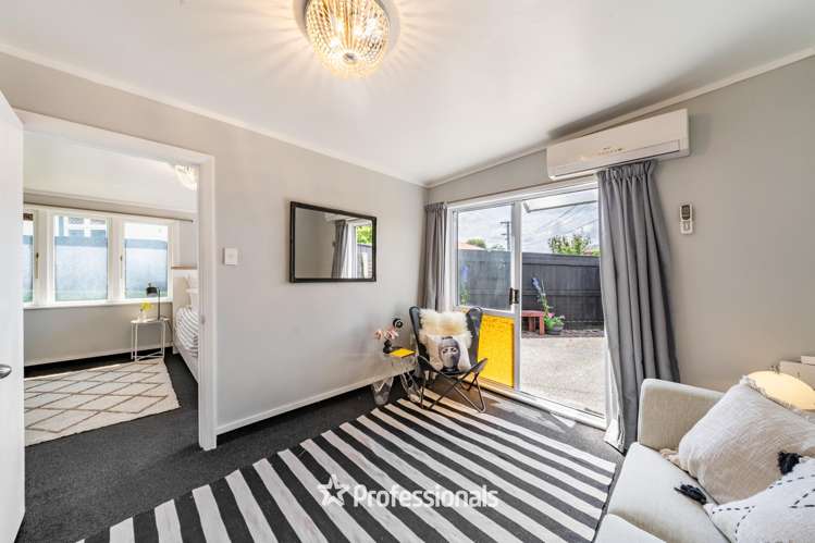 29 Richmond Grove Woburn_19