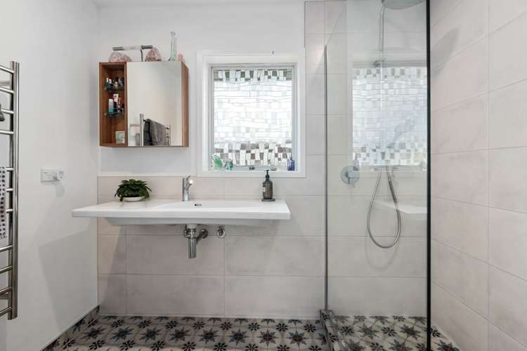 2/9 Roberts Avenue Bayswater_14