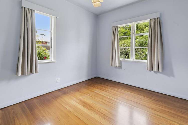 18 Sunshine Avenue Karori_7