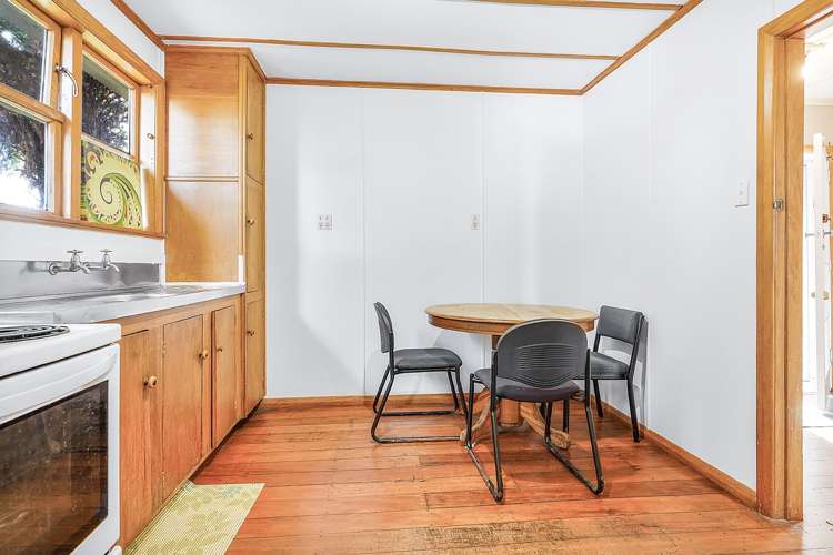 6 Watts Crescent Hamilton East_4