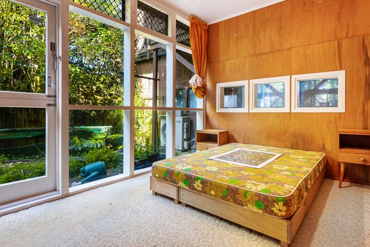 216 Scenic Drive Titirangi_25