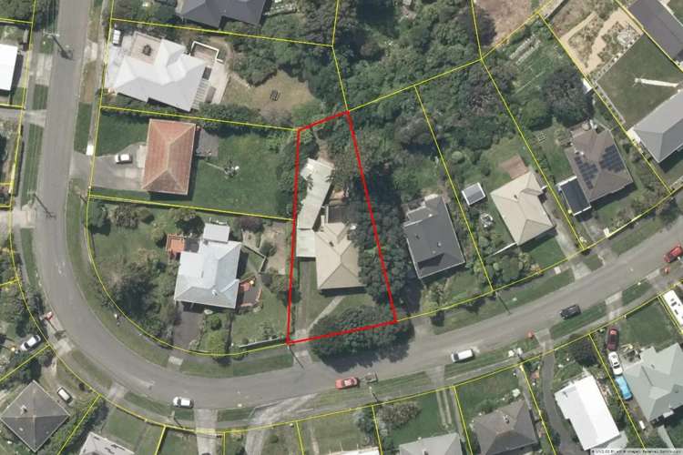 15 Spur Grove Titahi Bay_29