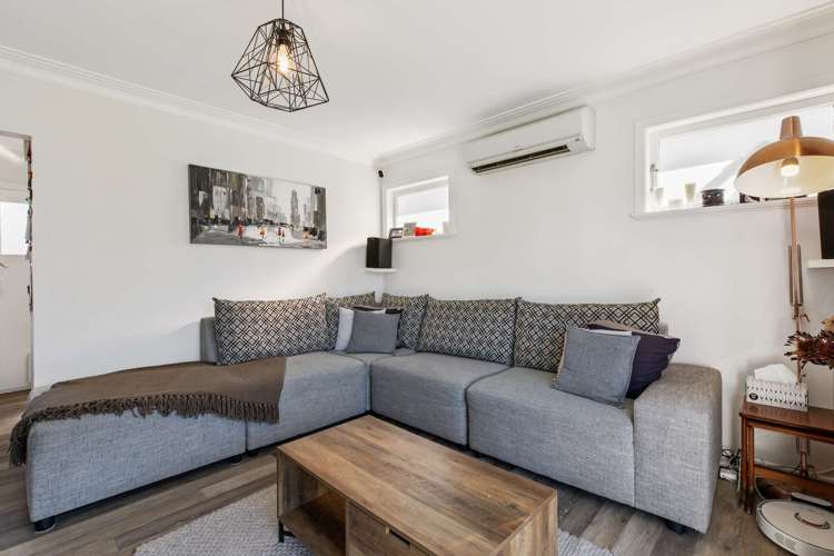 10 Shirley Avenue Papakura_3