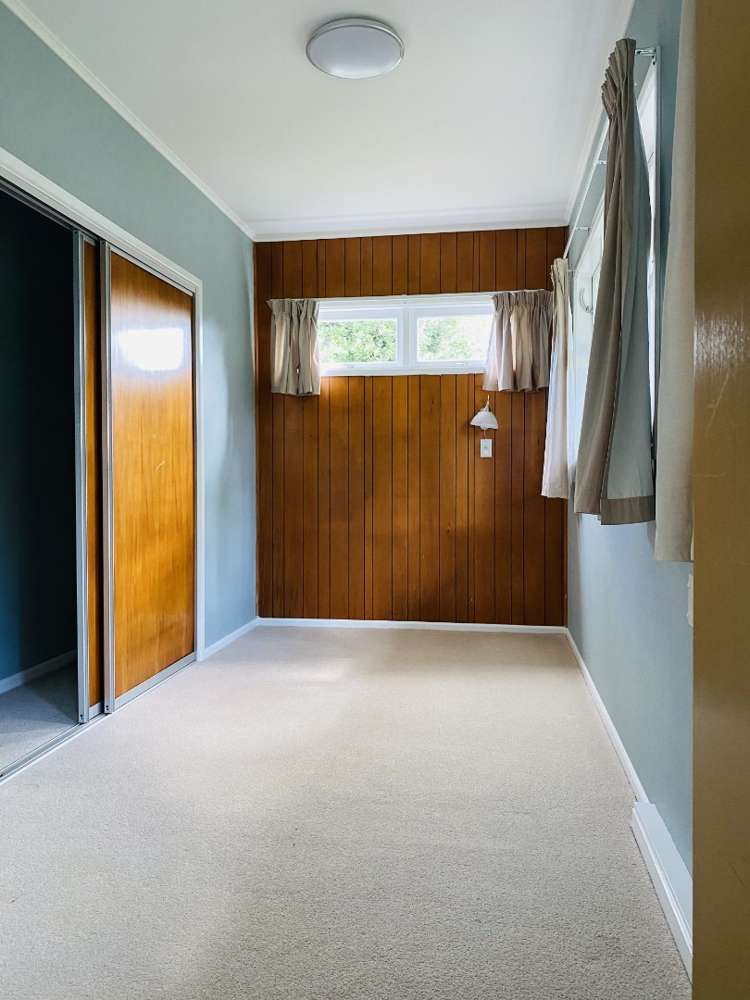 2/75 Beach Road 10937_10