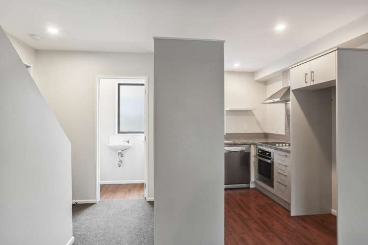 4/14 London Street Richmond_5