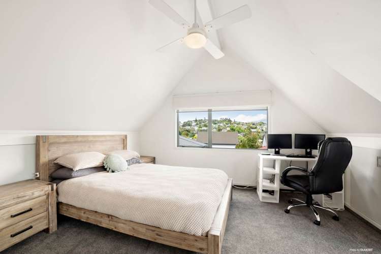 1/126 Brian Crescent Stanmore Bay_11