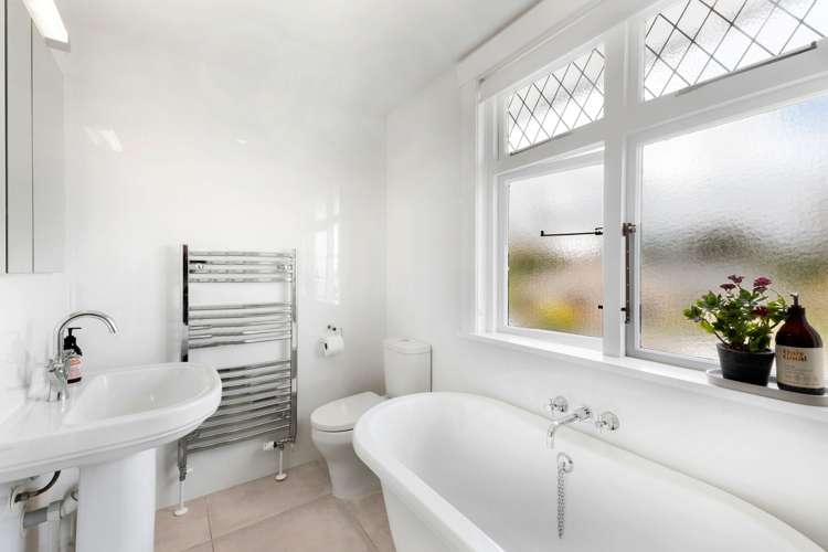 45 Cameron Street New Plymouth Central_16