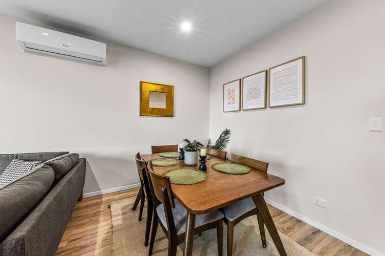 42 Glidepath Road Hobsonville_10