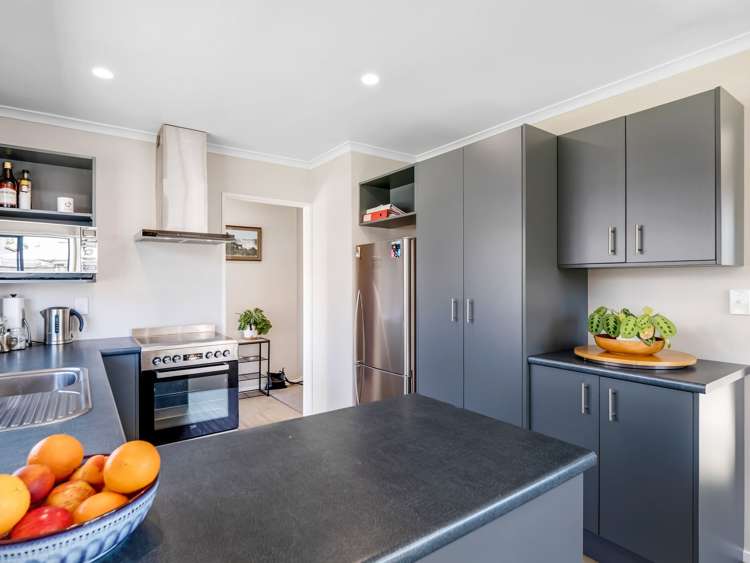 32 Somerset Crescent Highbury_7