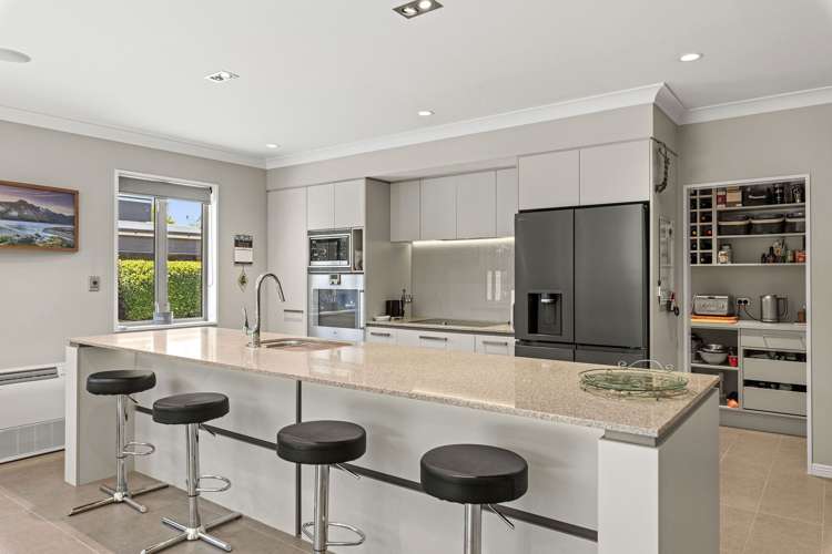 144 Hussey Road Northwood_7