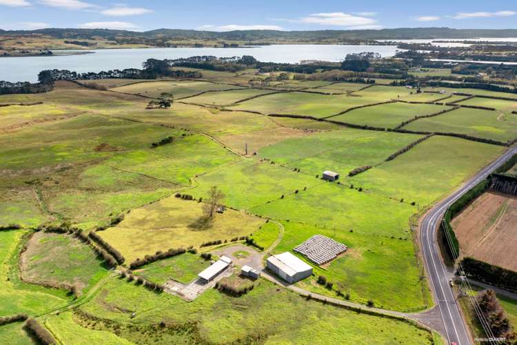 189 Glenbrook Beach Road Glenbrook_6