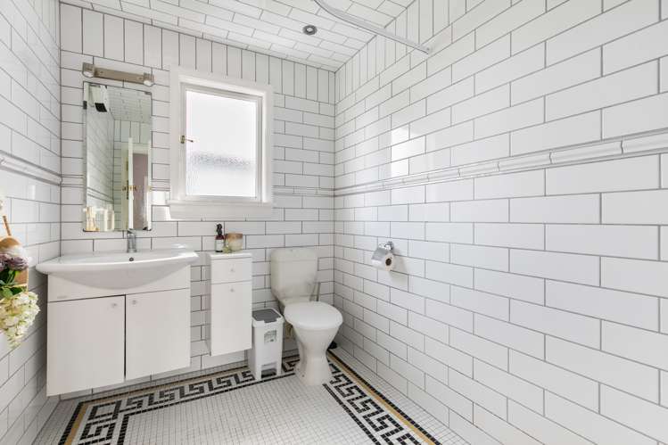 26a Mountain Road Mangere Bridge_14