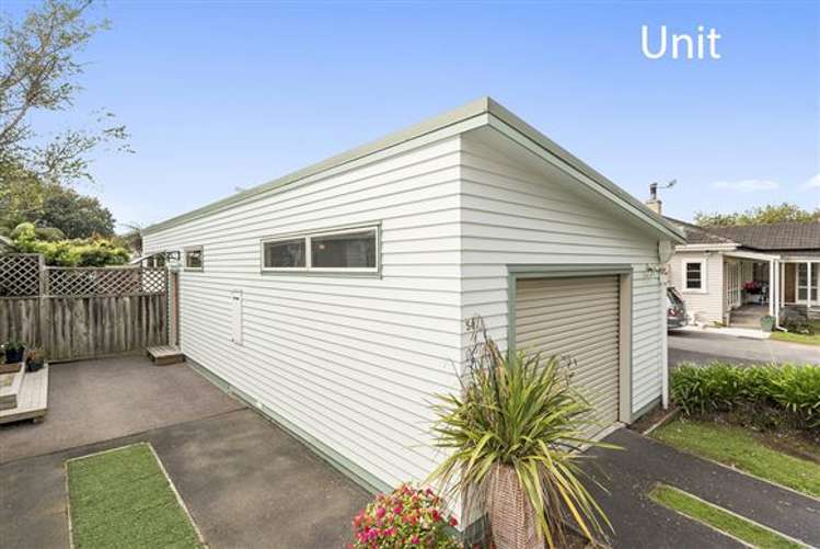 54 Albert Street Hamilton East_17