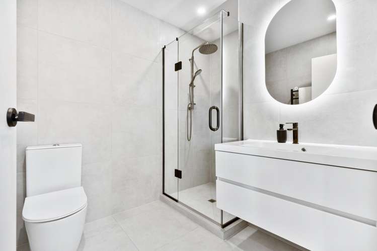 18B St Michaels Avenue Point Chevalier_16