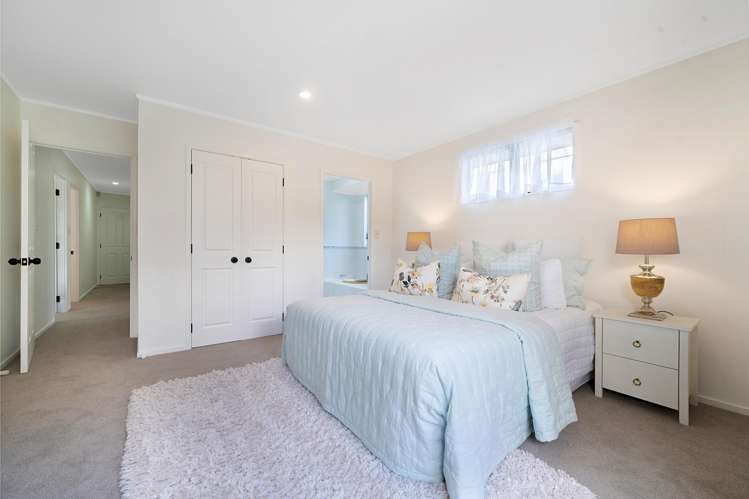 8 Coupland Court Glendene_12